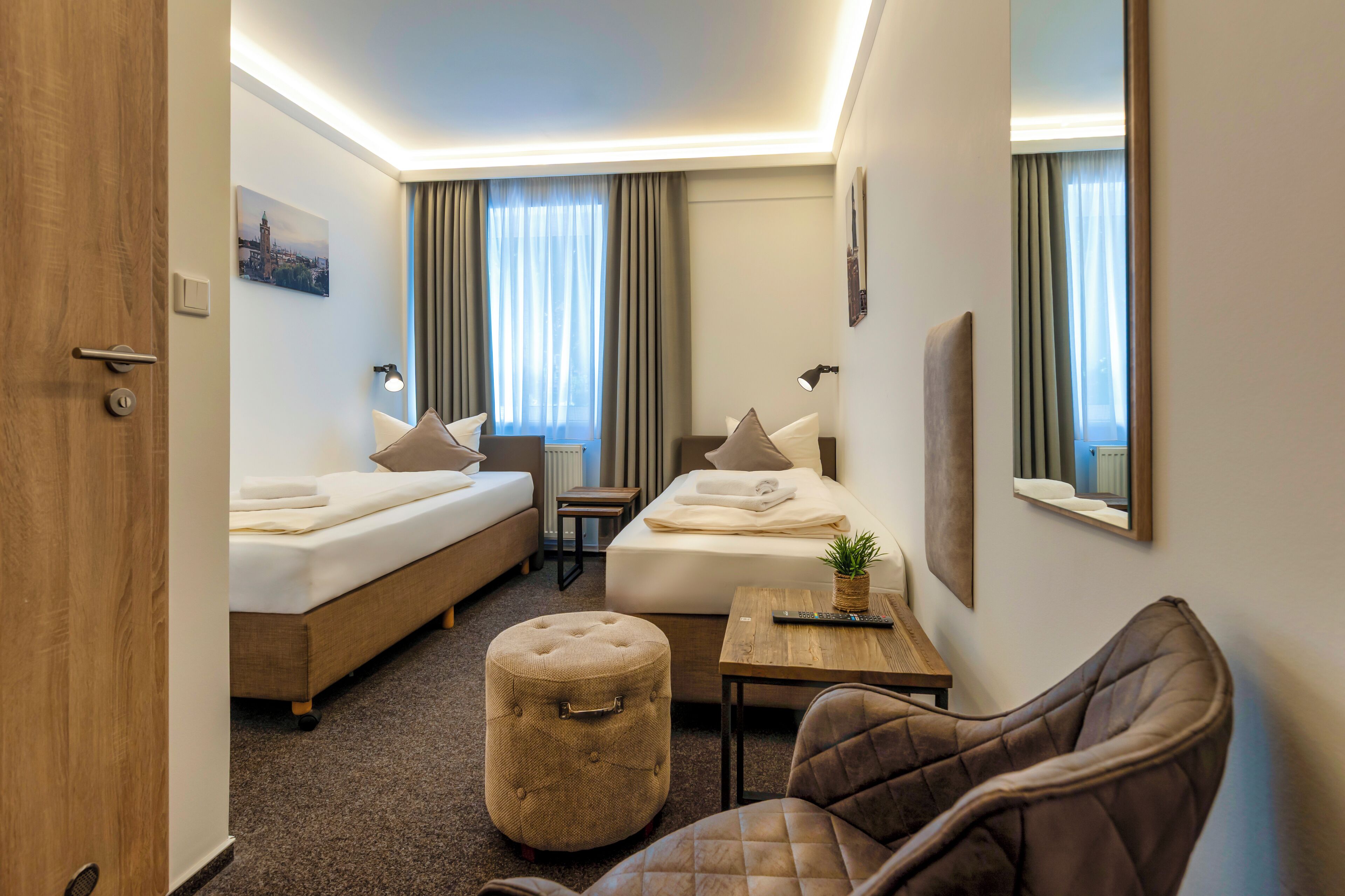 Photo - Auto-Parkhotel Hamburg St Pauli