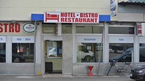 Unclassified image, 2 of 14, button - Hotel Moorfleet (Hamburg)