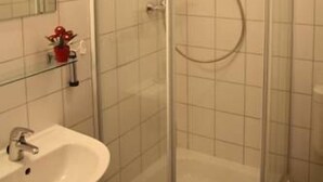 Unclassified image, 4 of 14, button - Hotel Moorfleet (Hamburg)
