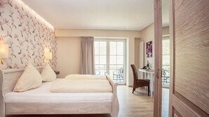 Comfort Double Room, 1 Katil Kelamin (Double) | Peti besi dalam bilik, meja, kalis bunyi, katil bayi/kot (surcaj) 