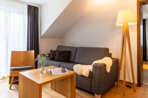 Standaard tweepersoonskamer (Tanne) | Woonruimte | Flatscreentelevisie