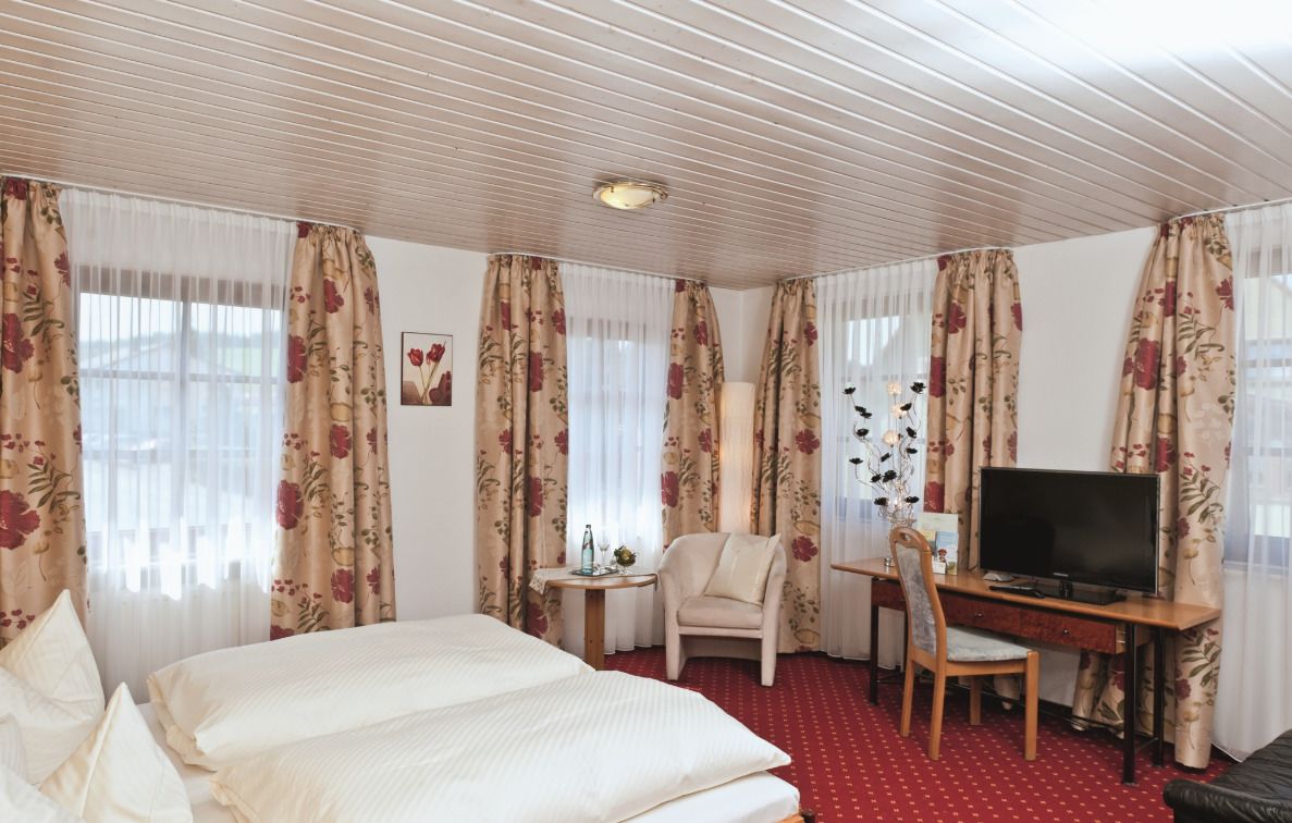 in-room safe, desk, free wifi, bed sheets