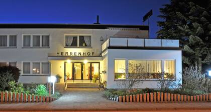 Hotel Herrenhof