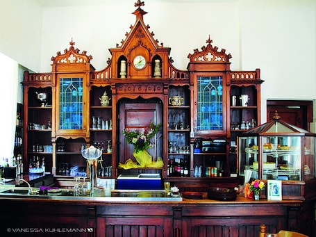 Bar (en la propiedad)