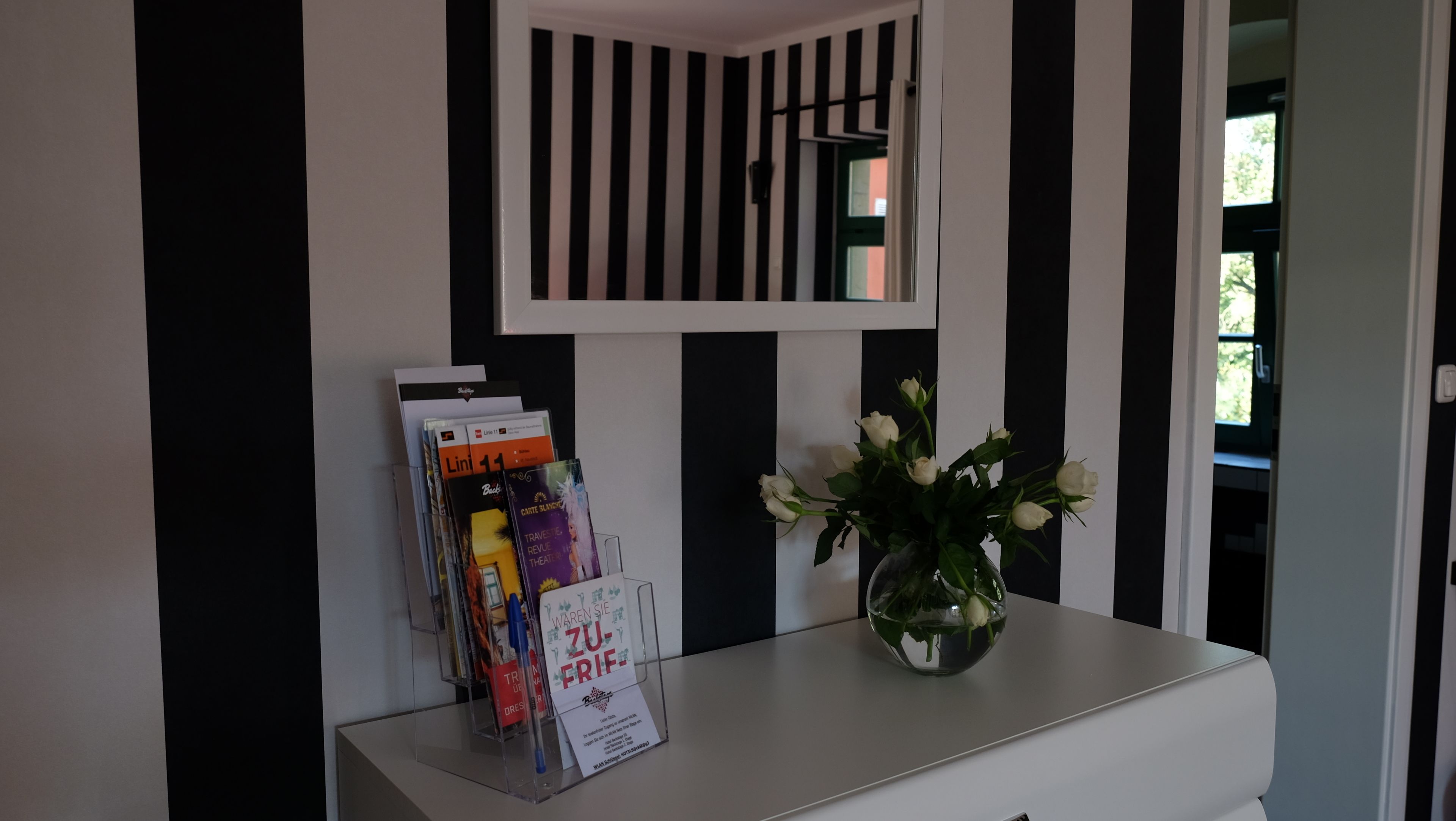 junior suite | interior detail