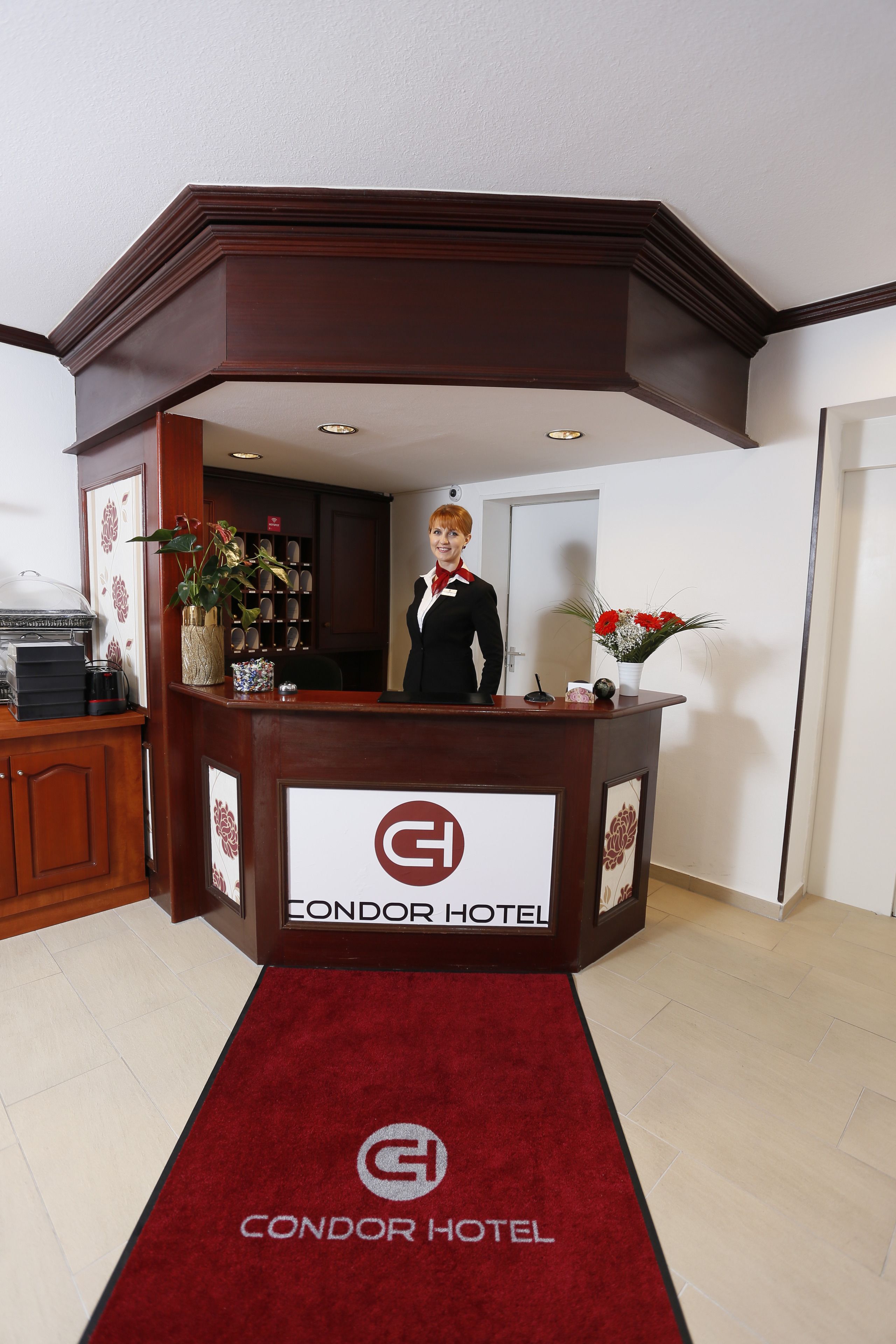 Photo - Hotel Condor