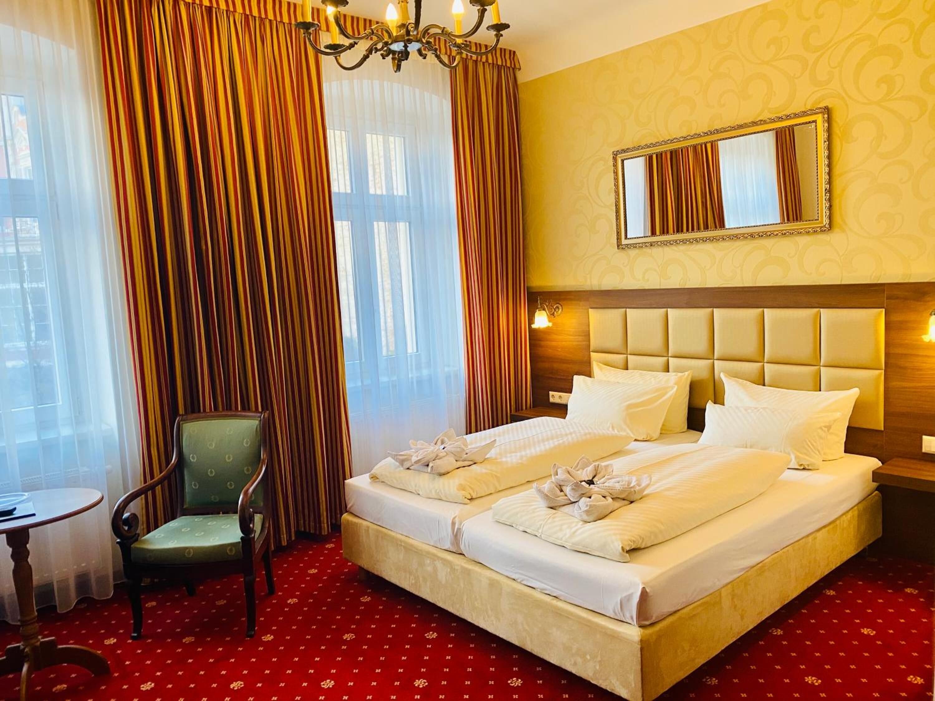 in-room safe, individually decorated, individually furnished, desk