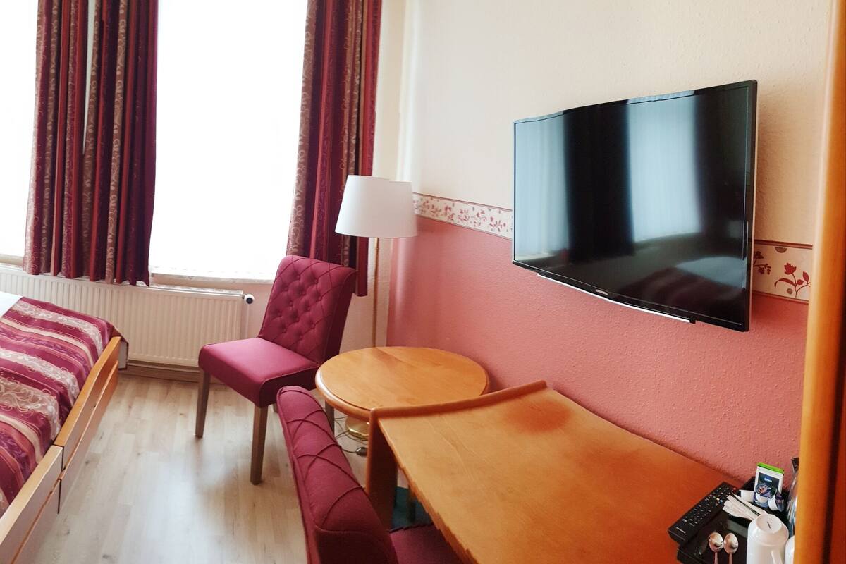 Bureau, Wi-Fi gratuit