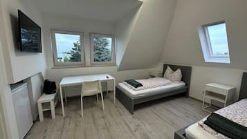 Tomannsrom | Skrivebord, lydisolert og wi-fi (inkludert)
