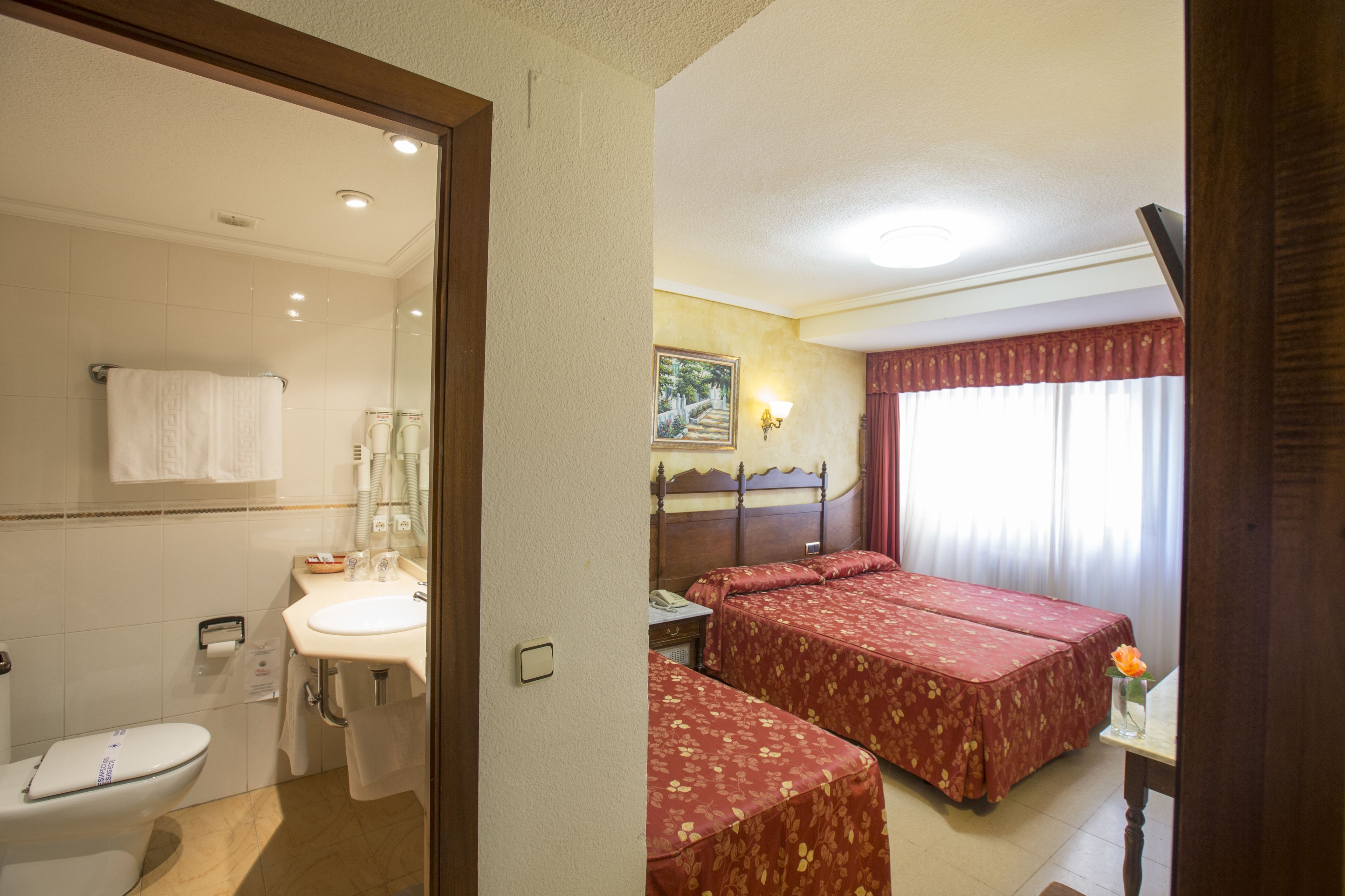 Photo - Hotel Reyes Catolicos