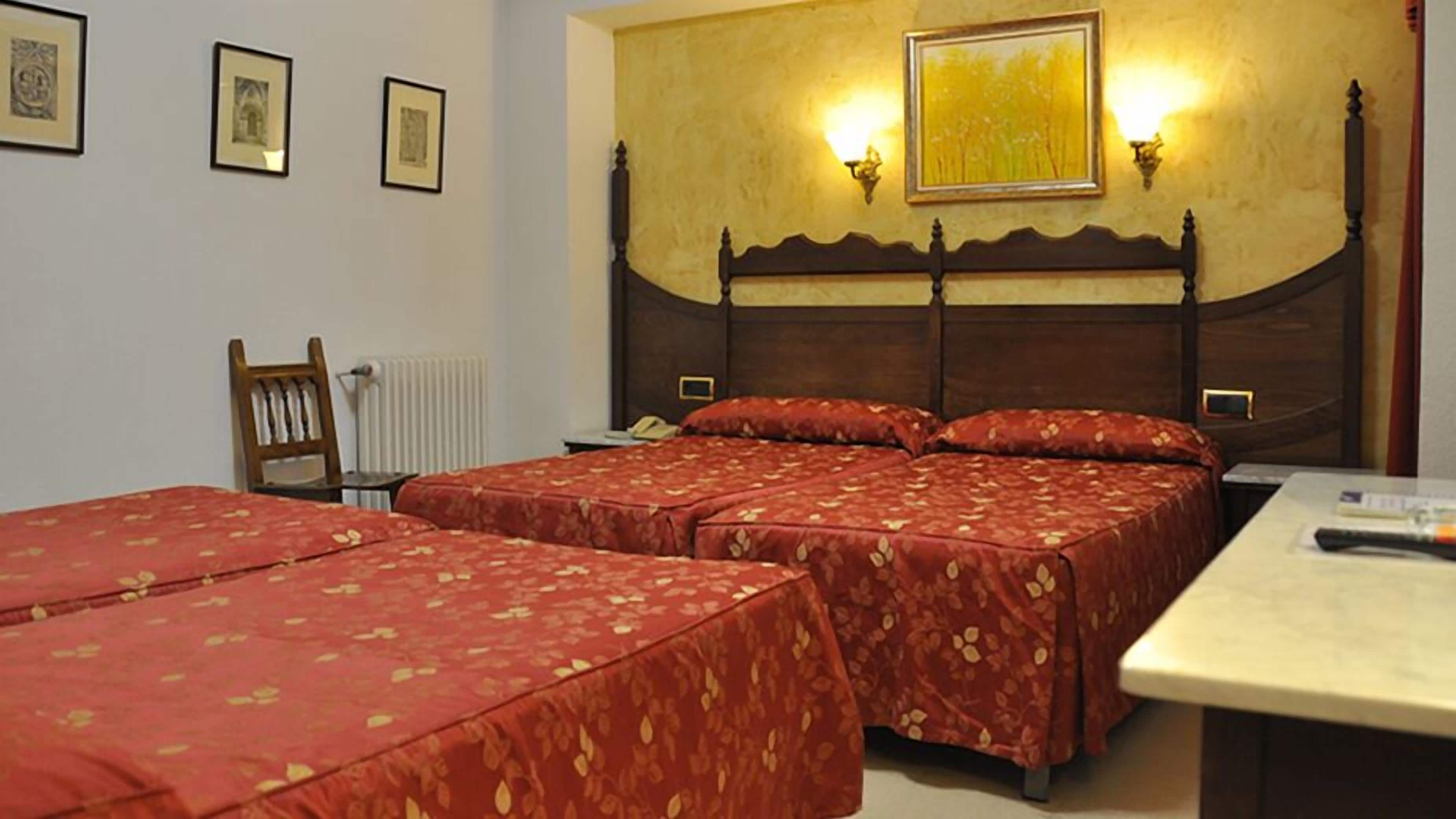 Photo - Hotel Reyes Catolicos