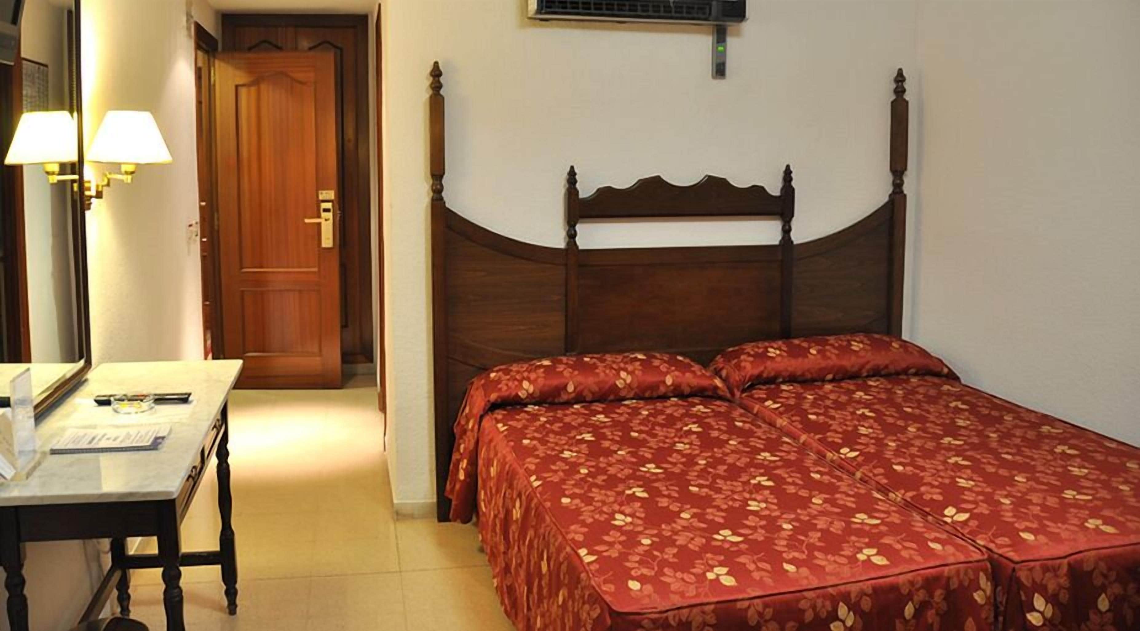 Photo - Hotel Reyes Catolicos