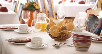 Hotel Gasthof Pension Riebel