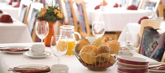 Hotel Gasthof Pension Riebel