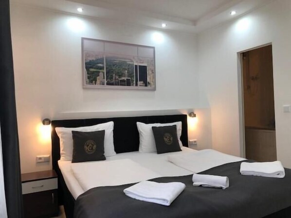 Chambres insonorisées, Wi-Fi gratuit, draps fournis