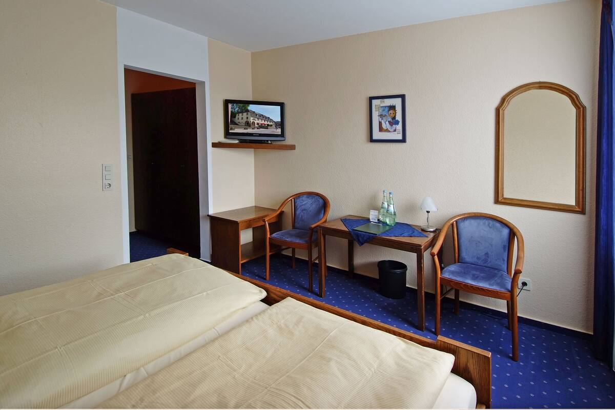 Standard Double Room, 1 Double Bed | In-room safe, desk, free cots/infant beds, rollaway beds