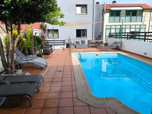 Udendørs pool, liggestole
