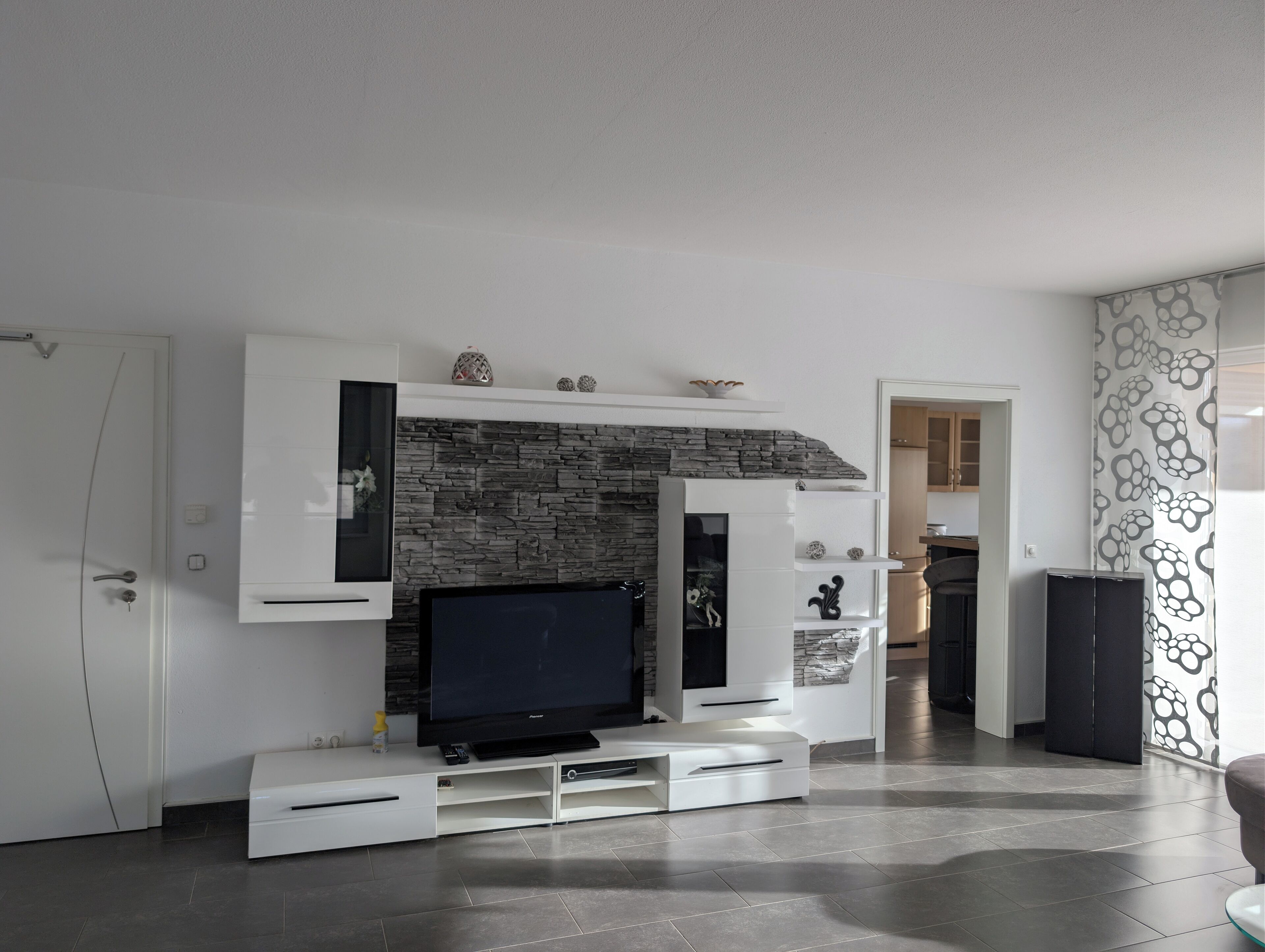 Standard Condo | Living area