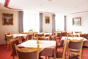 Daily buffet breakfast (EUR 12.50 per person)