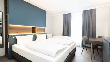 Studio | Zimmersafe, Schreibtisch, kostenloses WLAN, BettwÀsche