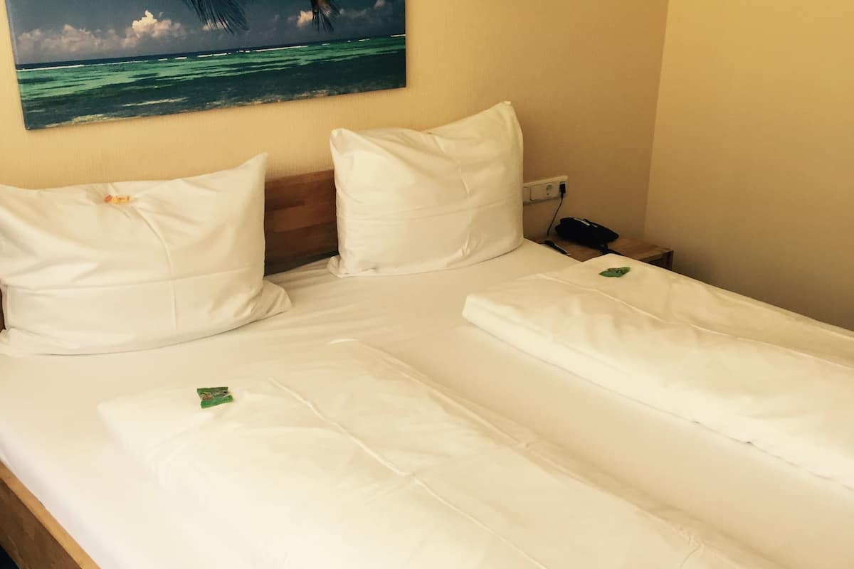 in-room safe, desk, soundproofing, iron/ironing board