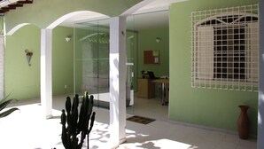 Bahagian luar