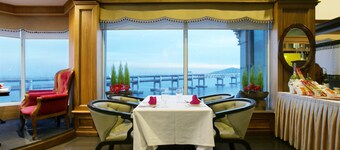 Castle Beach Tourist Hotel