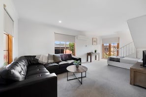 Townhome, 2 Bedrooms | Living area | Flat-screen TV - Hideaway on George (Launceston)