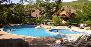 Outdoor pool -  Les Manoirs - RVMT (Mont-Tremblant)