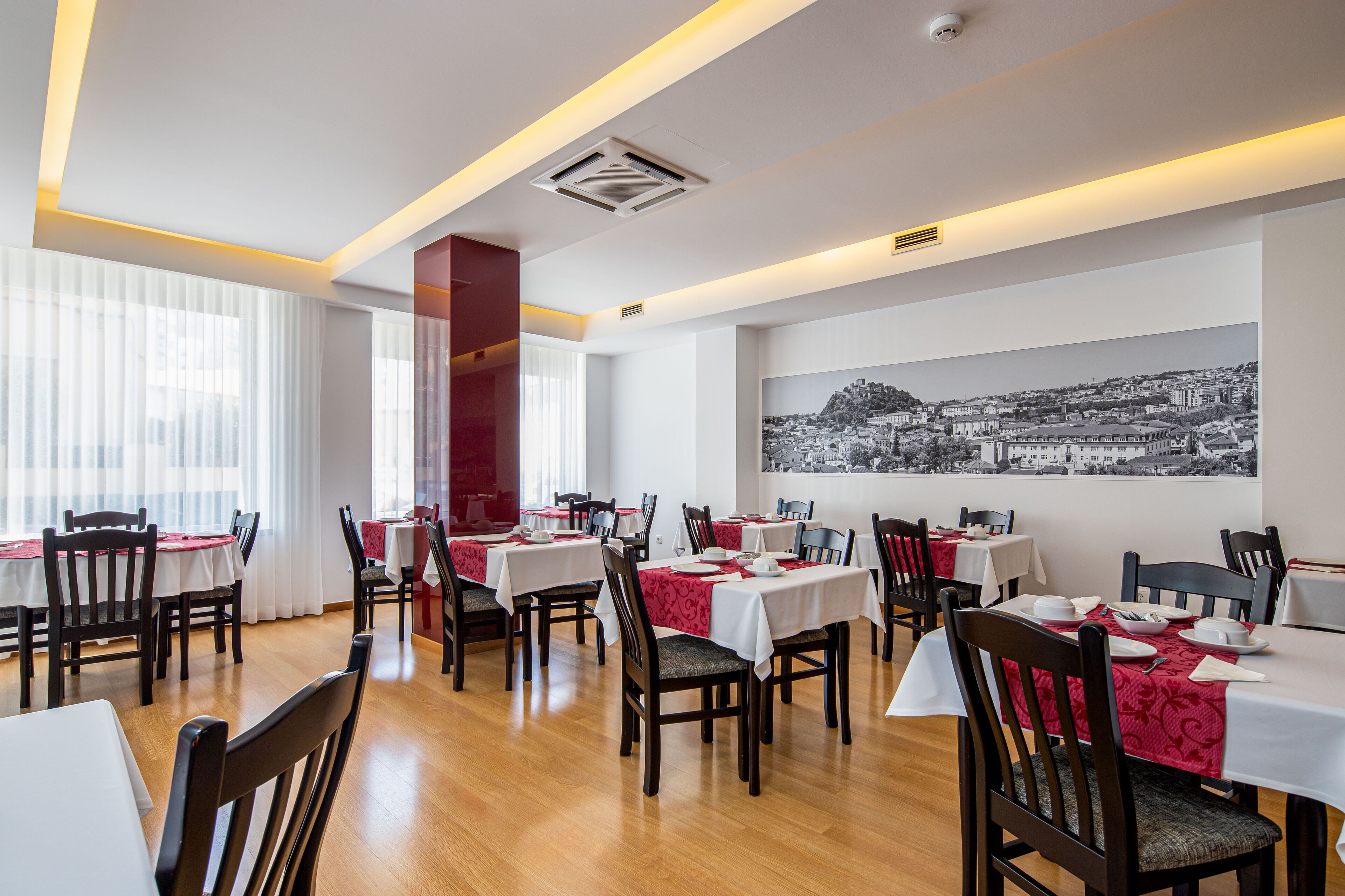 daily continental breakfast (eur 12.50 per person)