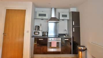 Soundproofing, cots/infant beds, free WiFi