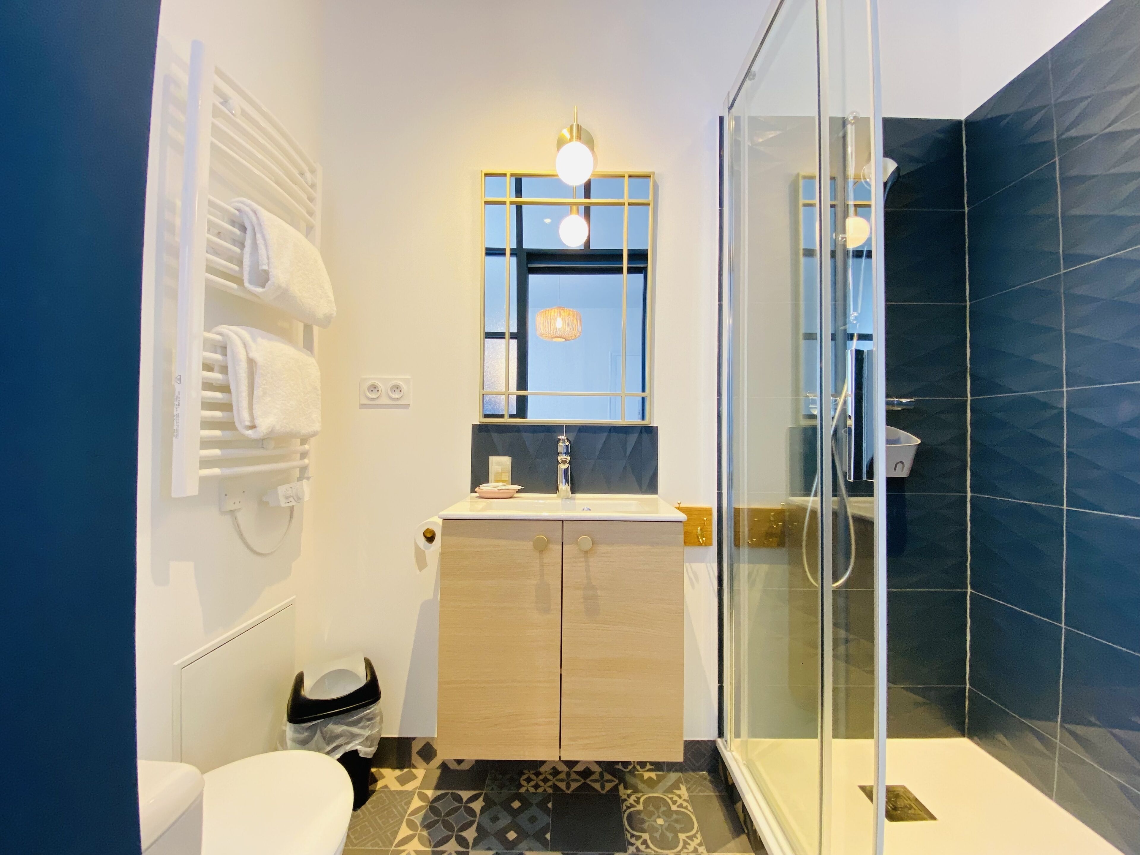 comfort triple room | bathroom | free toiletries, hair dryer, towels