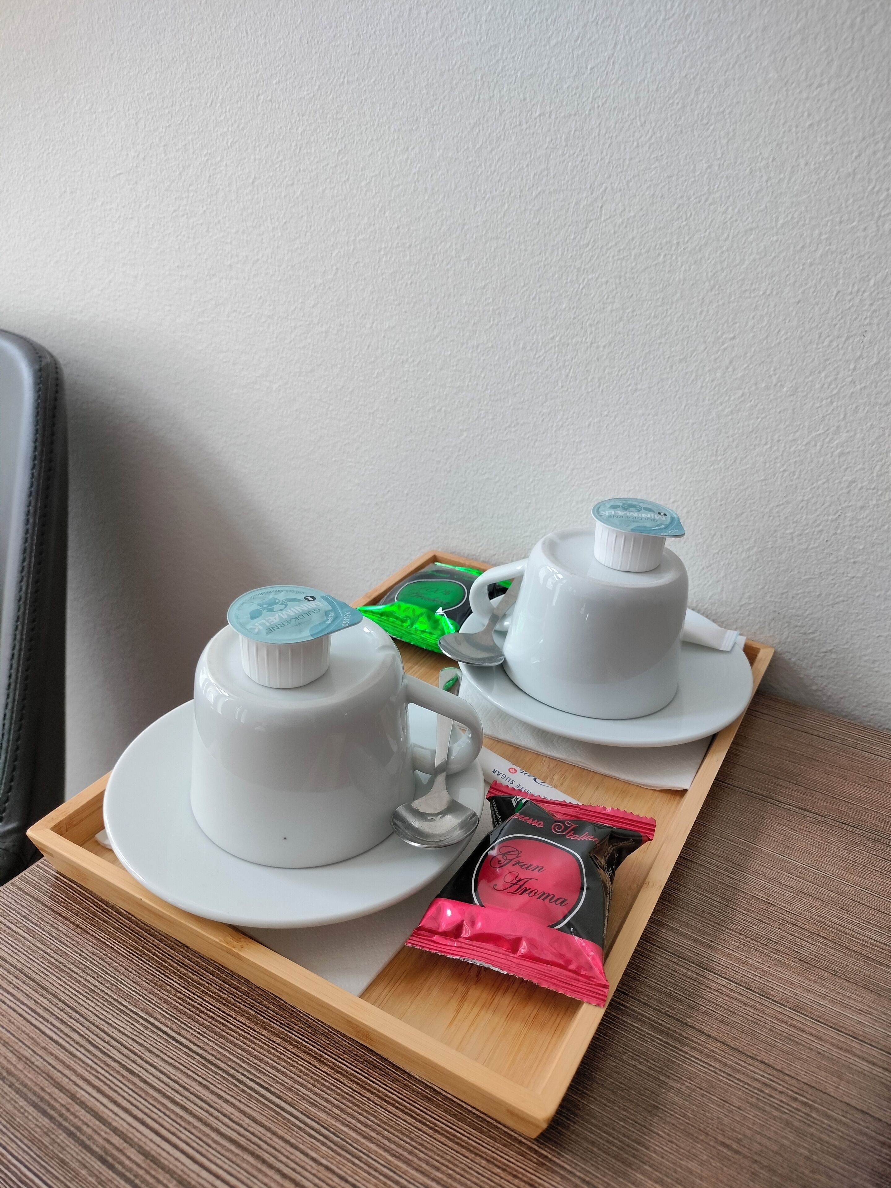 premium room, 1 double bed | room amenity