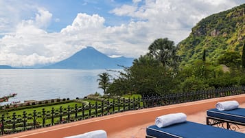 Outdoor pool, pool loungers