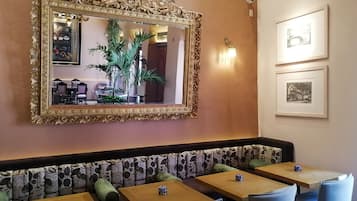 Aamiainen, lounas ja illallinen; meksikolainen keittiö