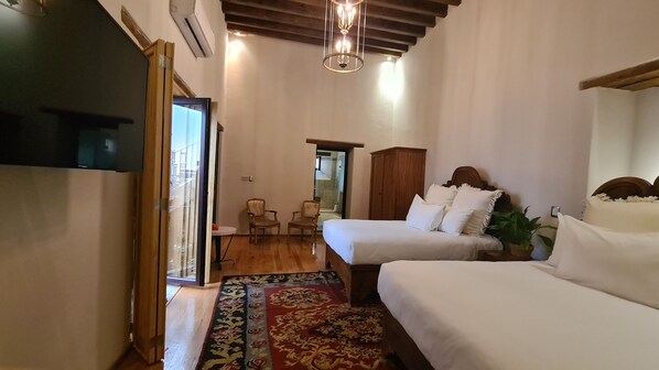 Standard Double Room | Egyptian cotton sheets, premium bedding, down comforters, free minibar