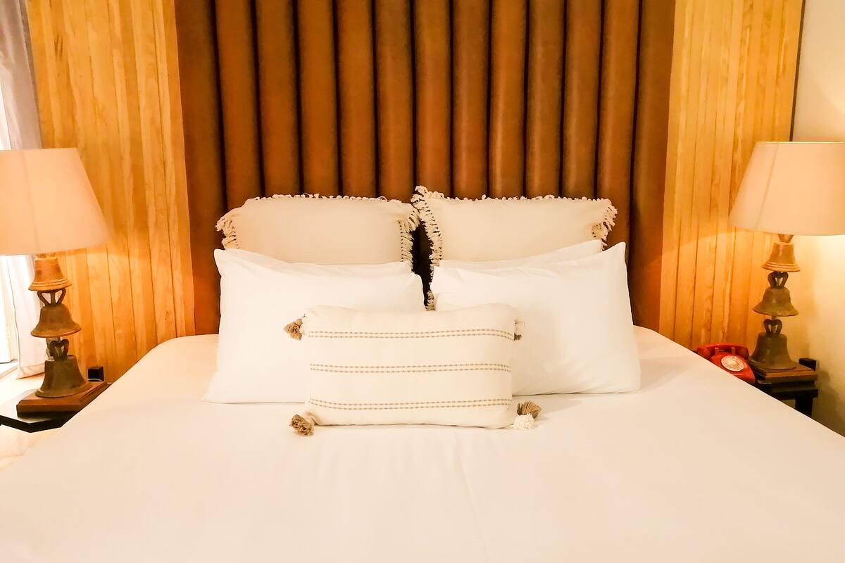 grand suite | egyptian cotton sheets, premium bedding, down duvets, free minibar