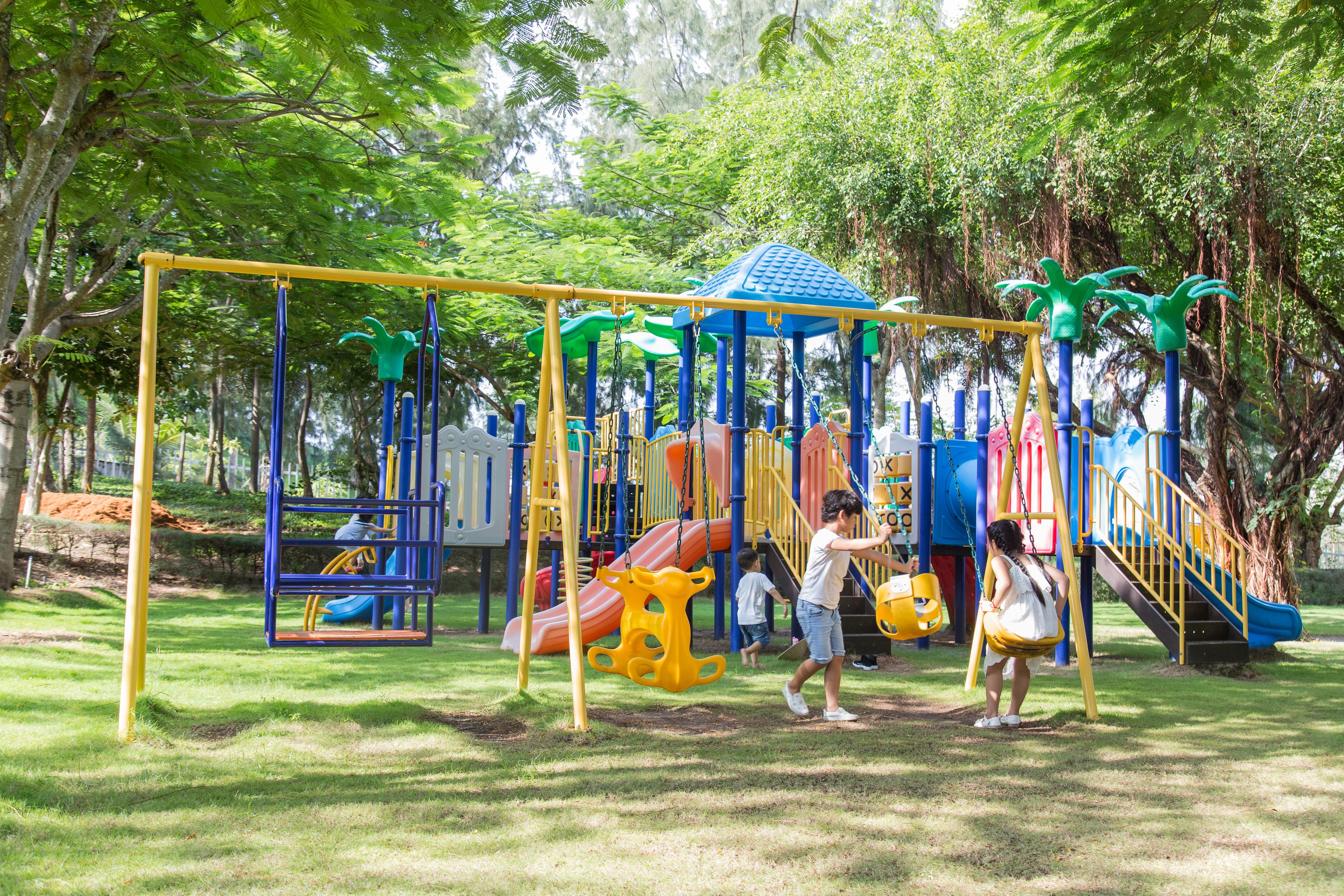 children’s play area – outdoor