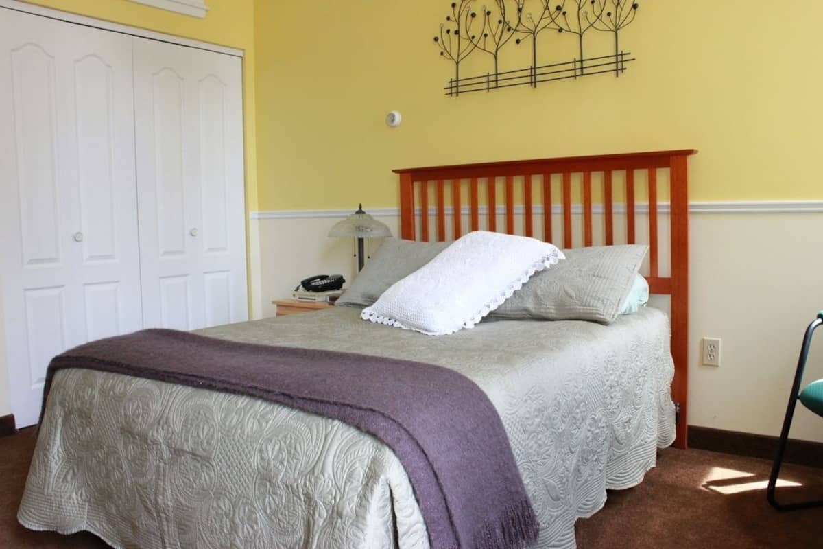 Double Room | Desk, blackout drapes, iron/ironing board, rollaway beds