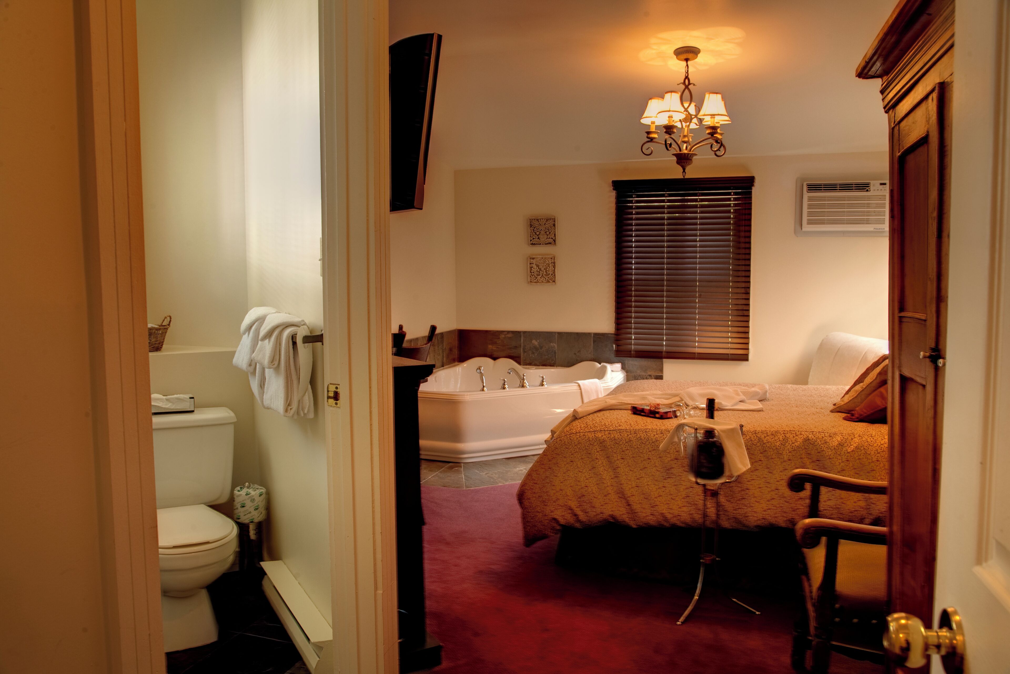 room with 1 queen bed and 1 sofa bed (6-course dinner & hot tub included) | 1 bedroom, blackout curtains, soundproofing, iron/ironing board