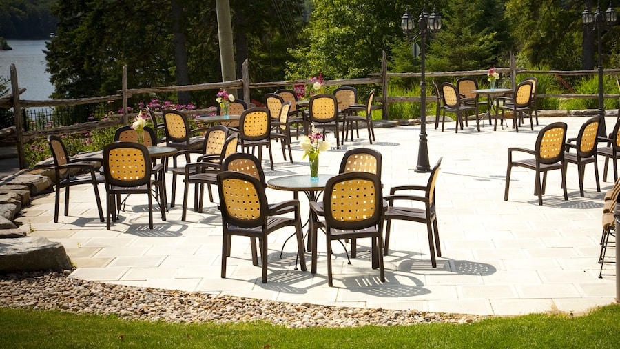 Auberge de La Tour du Lac
