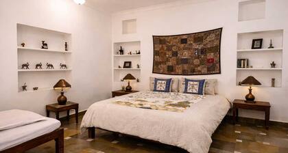 Hibiscus Heritage - A Lake View Hotel in Udaipur