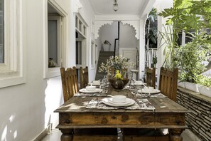 Courtyard - Hibiscus (Udaipur)