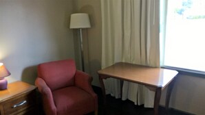 Standard Room | Room amenity - Portland Value Inn & Suites  (Portland)