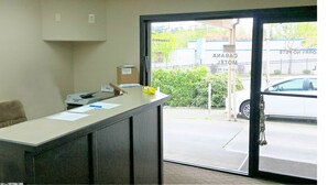 Reception - Portland Value Inn & Suites  (Portland)