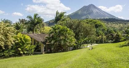 Arenal Paraíso Resort & Thermo Mineral Hot Springs