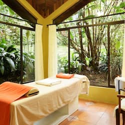 Couples treatment rooms, sauna, hot tub, hot springs, body treatments
