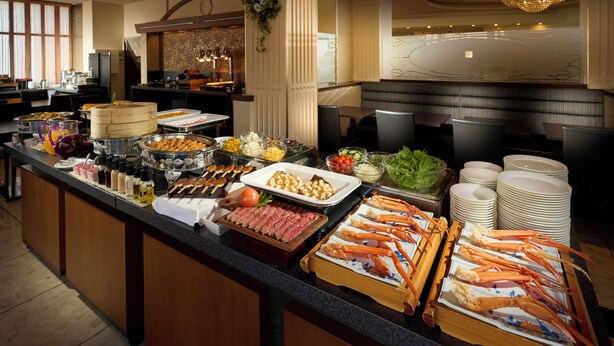 Frokost serveres