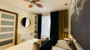 Comfort Studio Suite, Non Smoking, Kitchenette | 1 bedroom, premium bedding, individually decorated, blackout drapes