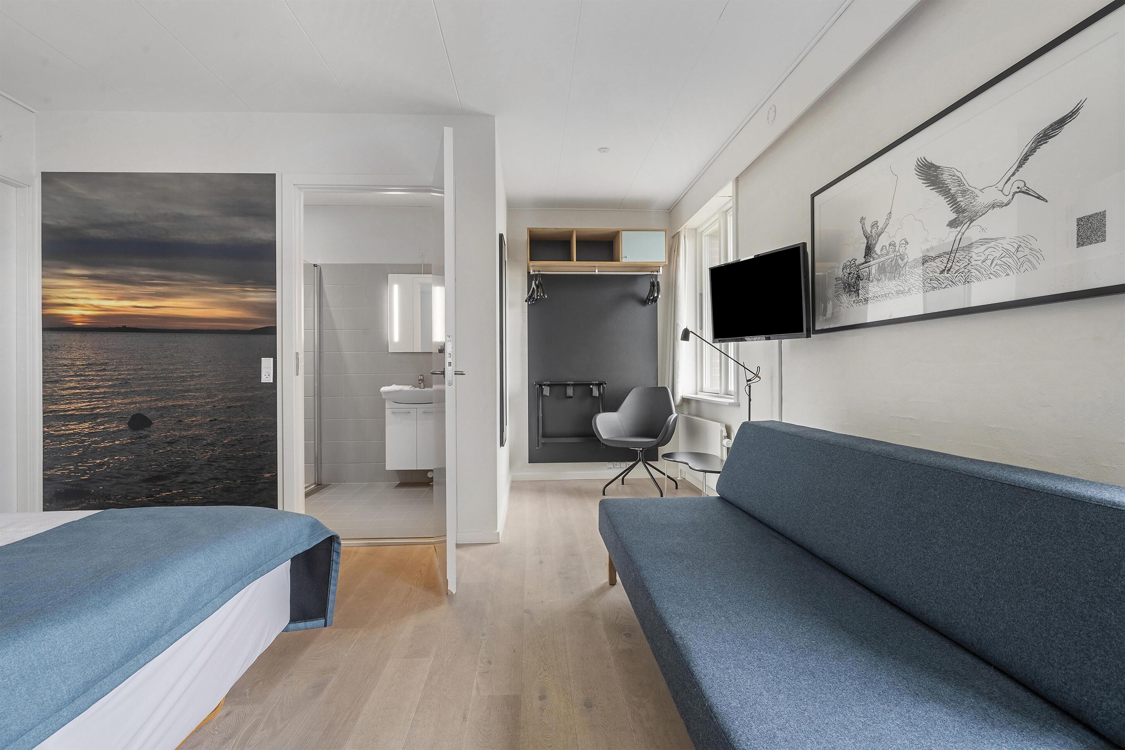 Junior Suite, 2 Single Beds, Non Smoking (with Sofabed)